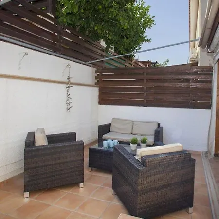 You And Your Family Will Love This 16 *