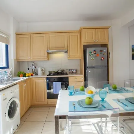 You And Your Family Will Love This 16 Paralimni