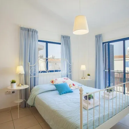 You And Your Family Will Love This 16 * Paralimni